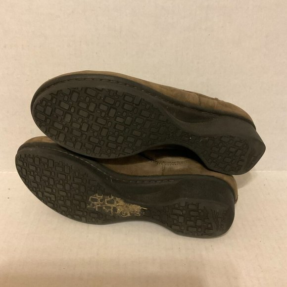 Dansko Clogs 42 Brown-Olive Suede Low Wedge Heel - Picture 5 of 7